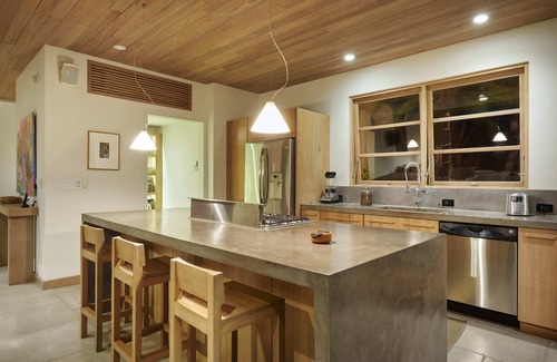 Tamarindo House | Refined Luxury Villa with Spectacular Ocean Views, Close to the Beach!