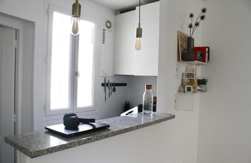 18th Arrondissement Apartment | Refined, minimalist design apt near SACRE COEUR