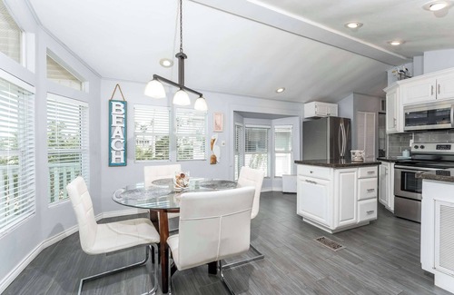 Port Isabel House | Refreshing Resort Getaway with Patio near the Bay