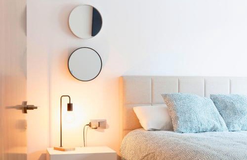 Arinsal Apartment | Refugio de Montaña, Terraza con Vistas y Parking I AndBnB