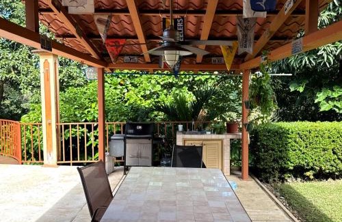 Jaco Apartment | Refugio de paz