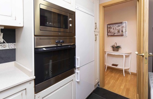 Panticosa Apartment | Refugio del Roble by BeValle