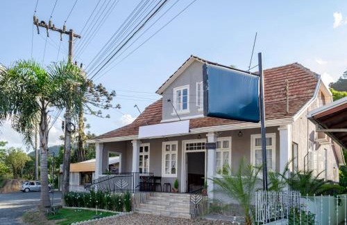 Aurora House | Refugio na natureza com Wi-Fi e churrasqueira