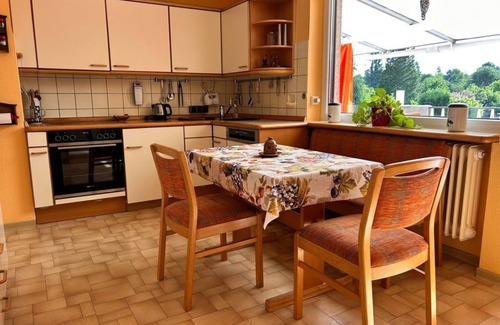 Bexbach Apartment | Refugium am Höcherberg - Holiday apartment with balcony
