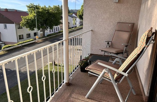 Bexbach Apartment | Refugium am Höcherberg - Holiday apartment with balcony