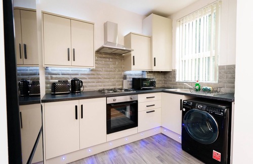 Leeds House | Refurbished 3-bed house in superb location, Leeds