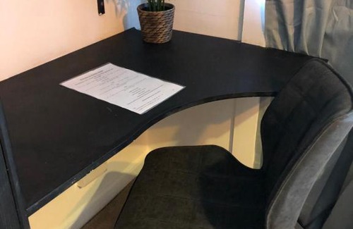 Worcester Apartment | Refurbished city centre pad sleeps 4