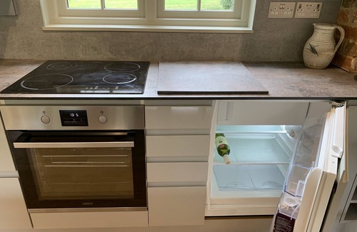 Waddesdon Cottage | Refurbished Coach House in rural setting.