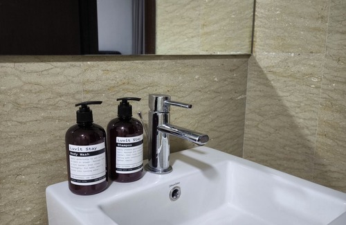 Chow Kit Hotel | Regalia Residence KLCC By Rainbow