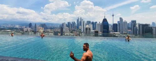 Chow Kit Apartment | Regalia Suites KLCC View Rooftop Infinity Pool by SHI