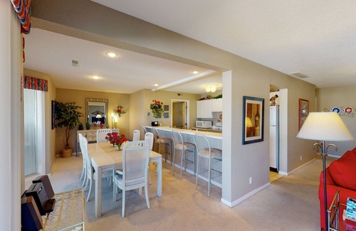 Village of Four Seasons Condo | Regatta Bay 404B- Walk-in level condo