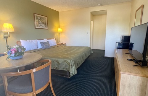 Lakeport Hotel | Regency Inn