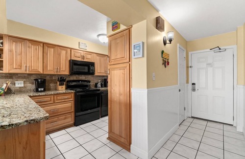 Biltmore Beach Villa | Regency Towers 521