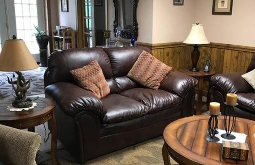 Sparta Apartment | Reggie's hideaway