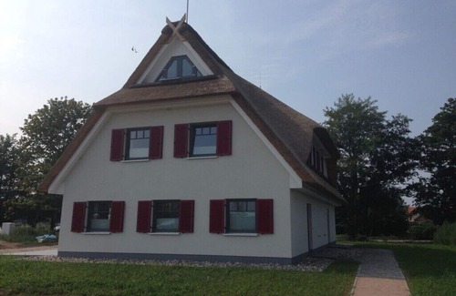 Tarnewitz House | Reitdackhus Boltenhagen