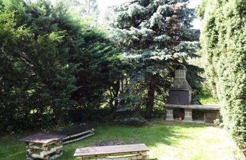 Frydlant House | Rekreacni dum s velkou zahradu a venkovnim bazen