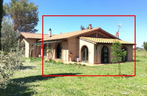 Cecina Apartment | Relais Casale Il Poggetto - OLIVO 1 by Zoom In Earth