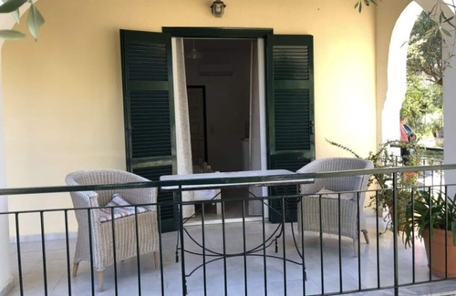 Molos House | relax and cosy atmosphere waiting for you to make your holidays better!