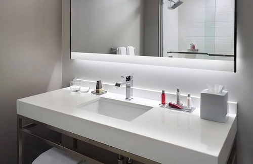 Stone Mountain Hotel | Relax and Recharge! Pool View Unit Near Summit Skyride! Parking, Pets Allowed!