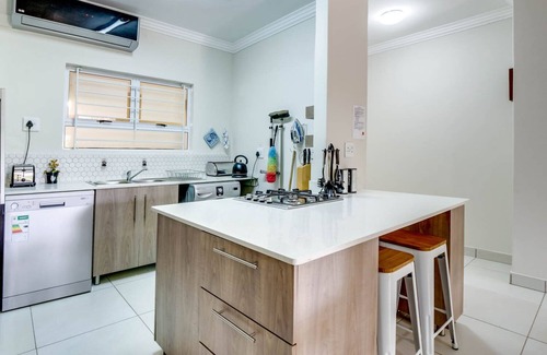 Ballito Apartment | Relax and recharge in modern comfort in Ballito
