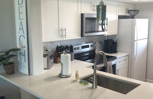 Cocoa Beach Condo | Relax and Recharge: Your perfect Cocoa Beach Oceanfront Retreat