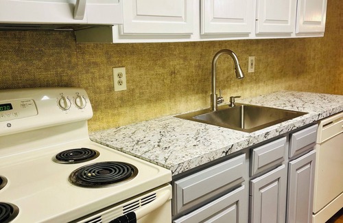 White Haven House | Relax and unwind Townhome in Snow Ridge Village at Jack Frost mtn in the Poconos