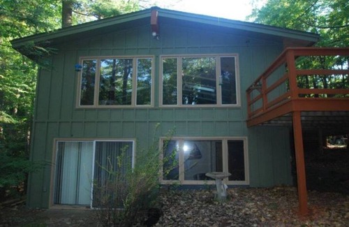 Three Lakes House | Relax at Smith's Retreat, on the Eagle River Three Lakes Chain of lakes.