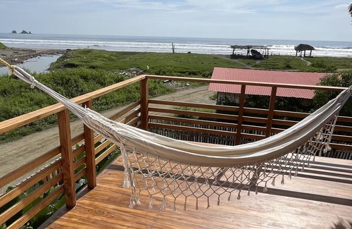 Guayaquil House | Relax by the beach