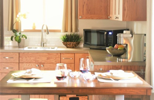 Eugene Apartment | Relax & Enjoy Private Studio w/Courtyard