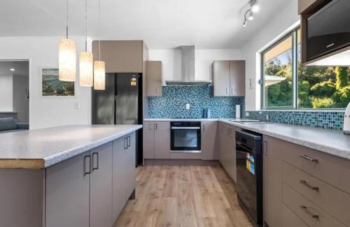 Okere Falls House | Relax in Okere Falls