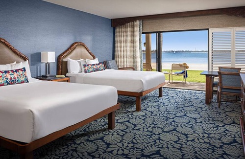 Crown Point Hotel | Relax in Our Bay View Queens Suite | Ideal for Families