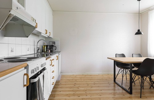 Marmaverken Apartment | Relax in peaceful and sunny Marmaverken apartment