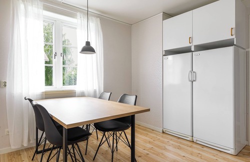 Marmaverken Apartment | Relax in peaceful and sunny Marmaverken apartment