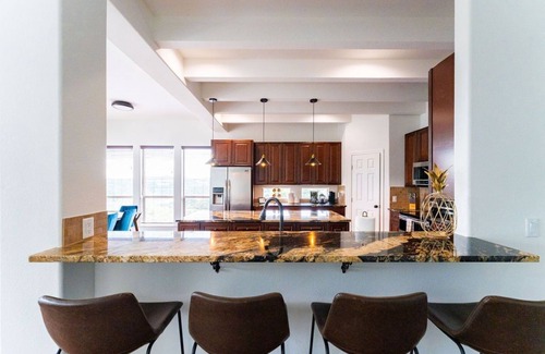 Northshore On Lake Travis House | Relax & Play in Style: Luxury Home w/Infinity Pool, Game Room & Alfresco Dining