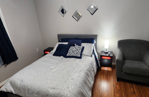 Butztown House | RELAX & RELIEF !!! Close to alot of stores.