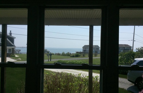 Little Compton Cottage | Relax Watching Sunrises Over South Shore Beach in LC!