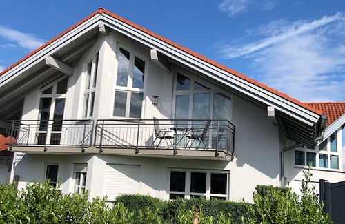 Altusried Apartment | Relaxation in the Allgäu in a new large apartment with balcony