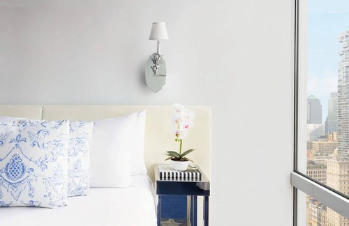 SoHo Hotel | Relaxation Meets Convenience! Pets Allowed Here! Close to Brooklyn Bridge