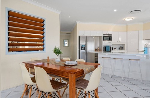 Banksia Beach House | Relaxation & Space in a Canal Home