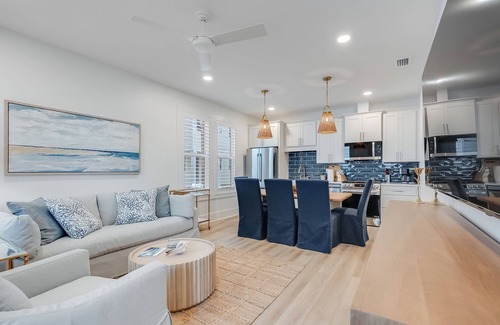 Port St. Joe House | Relaxed 3BR/2BA Coastal Cottage/Walk to Marina, Dining & Downtown Port St Joe