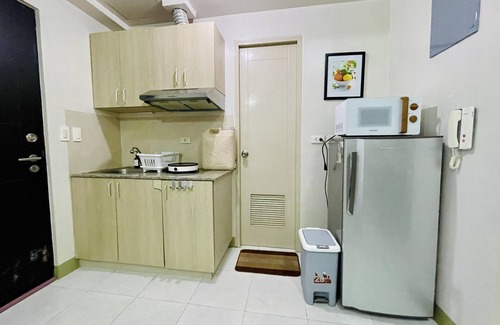 Mandaluyong Apartment | Relaxing 2-Bed Apartment in Mandaluyong