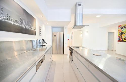Tel Aviv Apartment | Relaxing 3BR in Ben yehuda 66 by HolyGuest