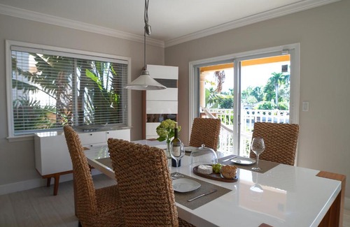 Hendricks and Venice Isles Apartment | Relaxing Beach Apt in Las Olas Blvd