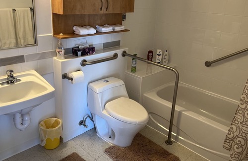 Saint-Marc-du-Lac-Long Apartment | Relaxing Getaway with Spectacular Views