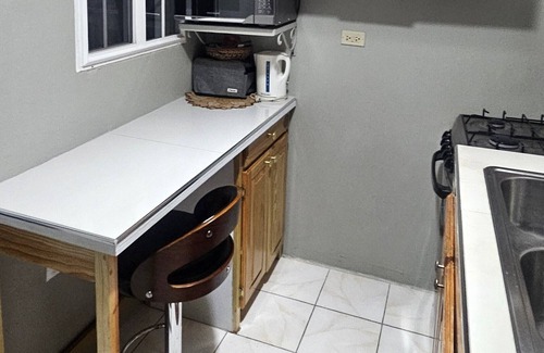 Caribbean Estates Apartment | Relaxing community vibes minutes away from amenities e.g restaurants and beaches