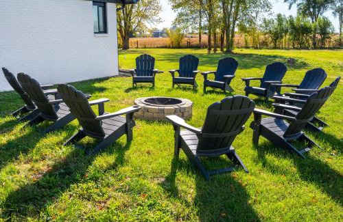 Rockford House | Relaxing Country-view Home Near Golf & Casino