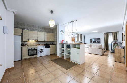 Cobisa Apartment | Relaxing Getaway 15` from Toledo