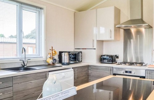 Sewerby Cabin | Relaxing Holiday Lodge Near Bridlington