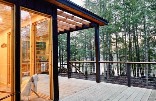 Park Falls Cabin | Relaxing Lakeside Cabin with Direct ATV & Snowmobile Trail Access!