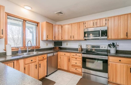 Penn Yan House | Relaxing Lakeview Retreat! Pool, Hot Tub, Firepit, Gameroom Perfect for Groups,